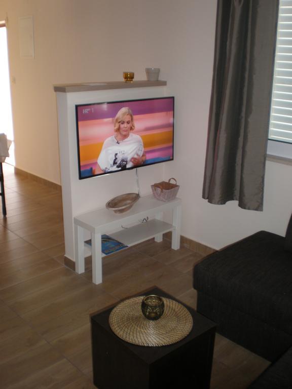 Apartment Maria Banjol 객실 사진
